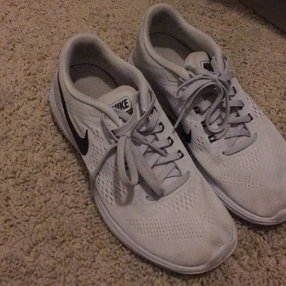 Nike Flex runs